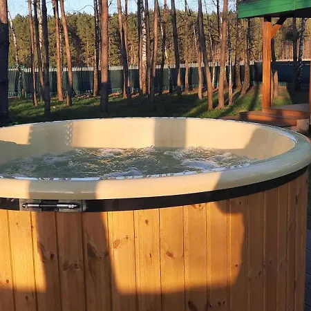 Na Mazurach W Zagajniku Przy Jeziorze Stare Kiejkuty