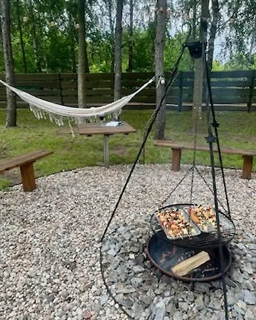 Na Mazurach W Zagajniku Przy Jeziorze Nyaraló *